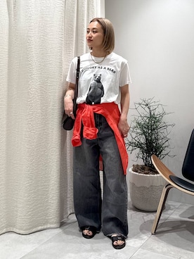 「BABYLONE（バビロン）のバレルレッグデニムパンツ（デニムパンツ）」を使った、ゆうなさん（レディース・156cm）の春コーディネート