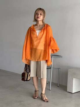 「BABYLONE（バビロン）の2WAYオーガンジーブラウス（シャツ/ブラウス、オレンジ系）」を使った、ゆうなさん（レディース・156cm）の春コーディネート