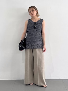「YOUNG&OLSEN The DRYGOODS STORE（ヤングアンドオルセン）の【YOUNG＆OLSEN】LEATHER STUDENT M（ボストンバッグ、ブラック系）」を使った、ゆうなさん（レディース・156cm）の夏コーディネート