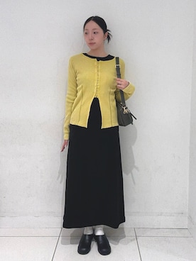 「アイテム（スリッポン）」を使った、sawaさん（レディース・168cm）の秋コーディネート
