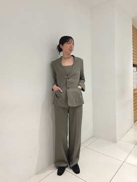 「SENSE OF PLACE by URBAN RESEARCH(センスオブプレイスバイアーバンリサーチ)の3Pジャケットセットアップ(セットアップ、ブラウン系)」を使った、sawaさん(レディース・168cm)の秋コーディネート