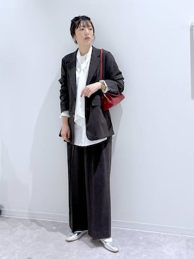 「GLOBAL WORK（グローバルワーク）のアイテム（テーラードジャケット）」を使った、はってぃーさん（レディース・168cm）の秋コーディネート