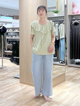 「アイテム（サンダル、ゴールド系）」を使った、はってぃーさん（レディース・168cm）の夏コーディネート