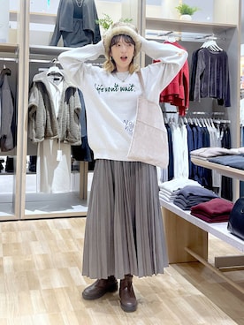 「おでかけ」｜「アイテム（キャップ）」を使った、はってぃーさん（レディース・168cm）の秋コーディネート