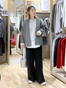 「アイテム（ニット/セーター、シルバー系）」を使った、はってぃーさん（レディース・168cm）の冬コーディネート