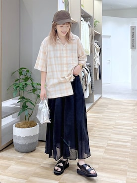 「UNIVERSAL OVERALL（ユニバーサルオーバーオール）のアイテム」を使った、はってぃーさん（レディース・168cm）の夏コーディネート