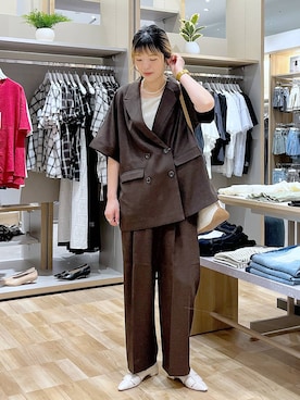 「アイテム（テーラードジャケット）」を使った、はってぃーさん（レディース・168cm）の夏コーディネート