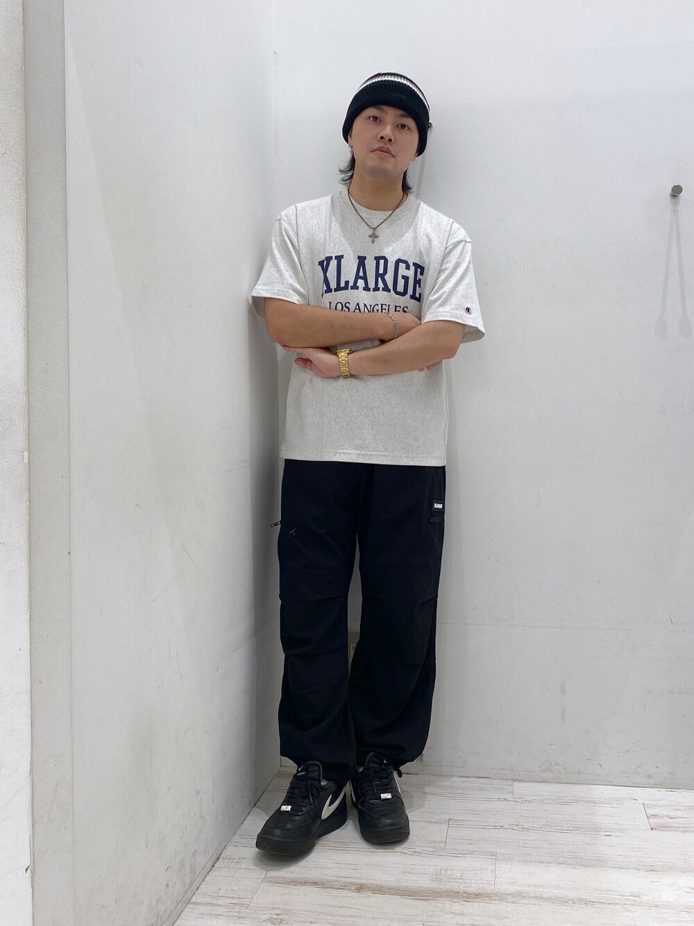 「XLARGEのXLARGE×Champion REVERSE WEAVE  S/S TEE（Tシャツ/カットソー、グレー系）」を使った、Tatsukiさん（メンズ・173cm）の夏コーディネートの1枚目の写真