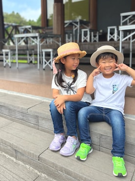「Moujonjon（ムージョンジョン）のアイテム（パンツ）」を使った、Ryo+Junさん（キッズ・120cm）の夏コーディネート