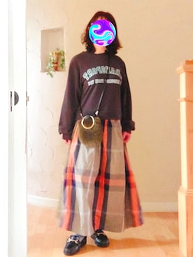 「SUGAR BISKET（シュガービスケット）のアイテム（スカート）」を使った、Rei🌹な～なさん（レディース・154cm）の秋コーディネート