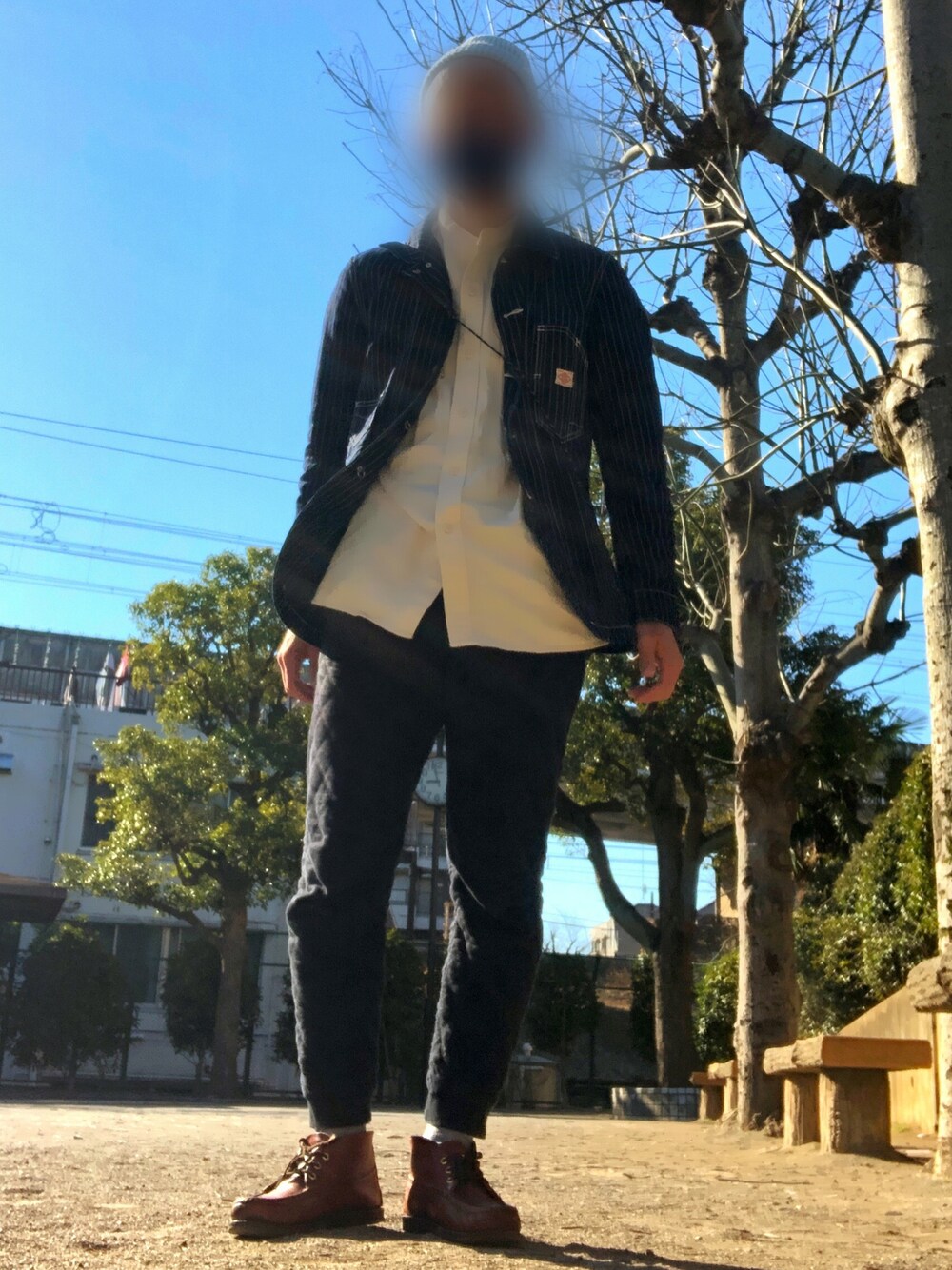「春、ワークジャケット、ラッセルモカシン」｜「KIITのアイテム（パンツ、ブラック系）」を使った、rsskさん（メンズ・173cm）の春コーディネートの1枚目の写真