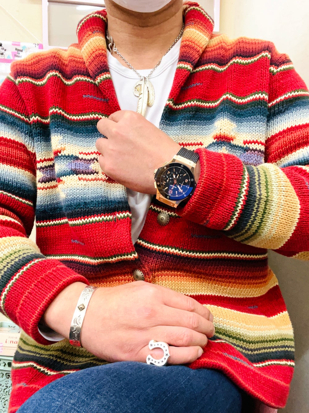 「シルバーアクセサリー、シルバーアクセ、ウブロ、HUBLOT、Ralph Lauren、ラルフローレン、ネイティブ柄、今日のコーデ、ストリート系、おしゃれさんと繋がりたい」｜「ARIZONA FREEDOMのアイテム（ネックレス、シルバー系）」を使った、怠惰ですけれども®︎さん（メンズ・170cm）の秋コーディネートの1枚目の写真