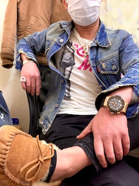 HYSTERIC GLAMOURのデニムジャケットを使った「シルバー