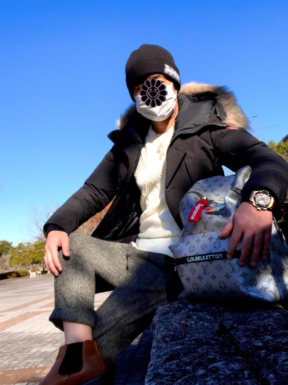 「お洒落さんとつながりたい、ファッションの力を信じよう、CANADA GOOSE、今日のコーデ、冬コーデ、シュプリーム、カナダグース ダウン、ストリート系、ファッションコーデ」｜「Supreme のアイテム（ニットキャップ/ビーニー、ブラック系）」を使った、怠惰ですけれども®︎さん（メンズ・170cm）の冬コーディネートの1枚目の写真