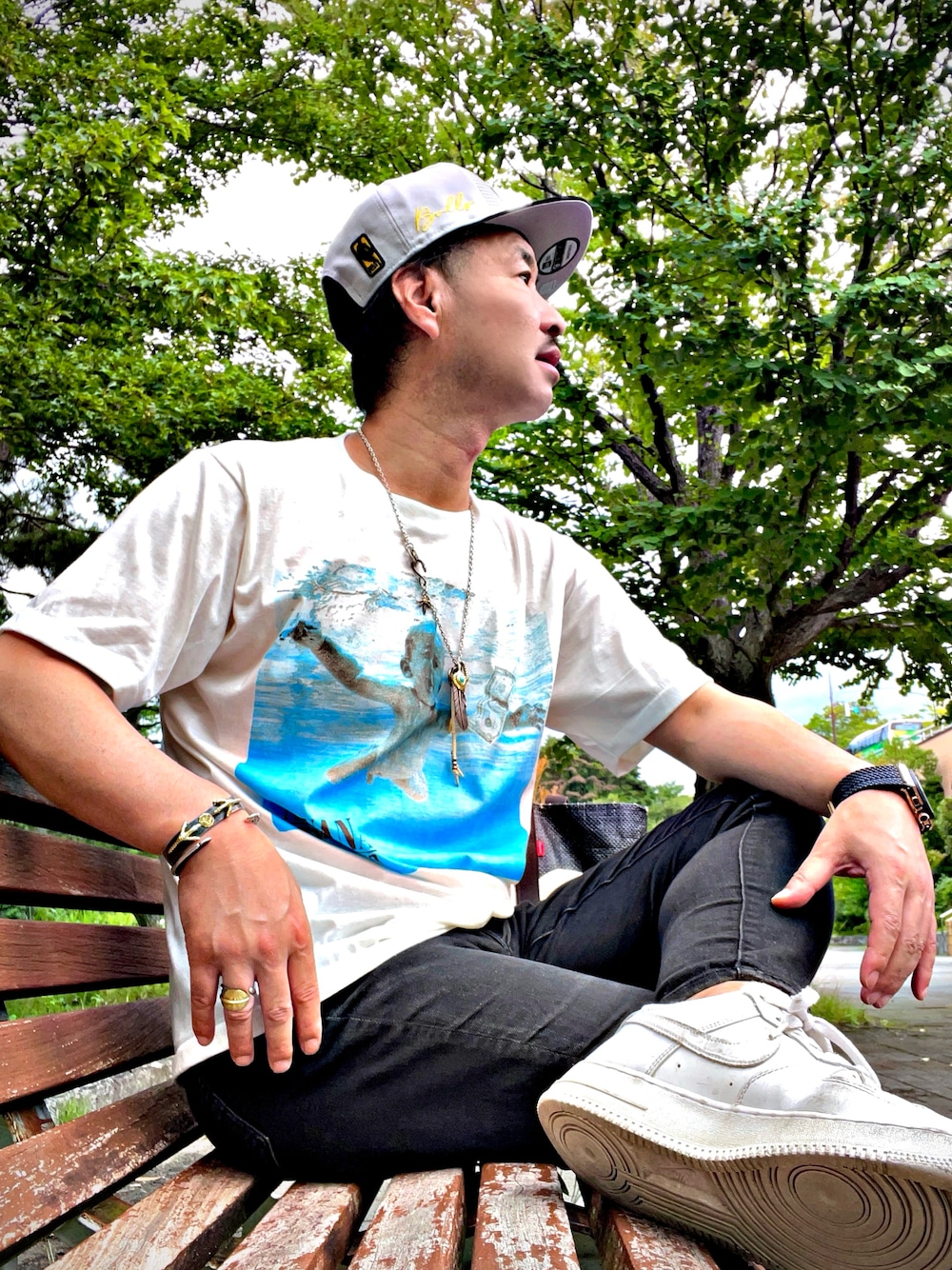 「NIRVANA、KurtCobain、カートコバーン、nevermind、band tee、ニルヴァーナ、バンドT、裏原、お洒落さんとつながりたい、お洒落さんと繋がりたい、おしゃれさんと繋がりたい、今日のコーデ、NEW ERA」｜「NEW ERAのアイテム（キャップ、グレー系）」を使った、怠惰ですけれども®︎さん（メンズ・170cm）の夏コーディネートの1枚目の写真