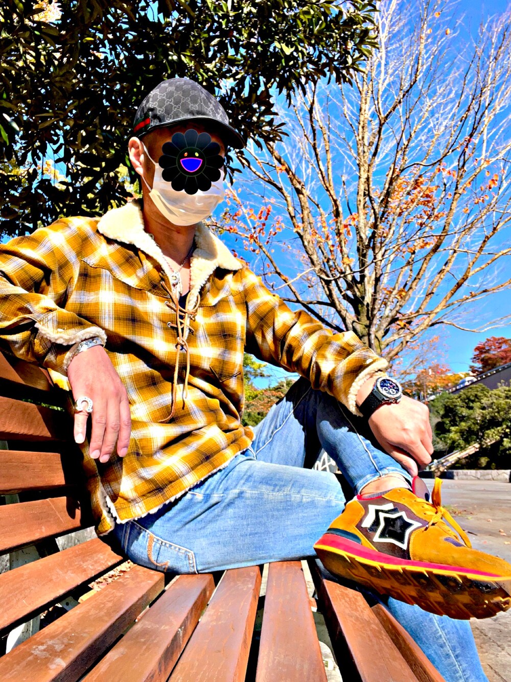 「アトランティックスターズ、Atlantic STARS、GUCCI、ナンバーナイン(NUMBER (N)INE)、NUMBER (N)INE、お洒落さんとつながりたい、お洒落さんと繋がりたい、今日のコーデ、ストリート、ストリートコーデ、スニーカー、スニーカーコーデ」｜「GUCCIのアイテム（キャップ、ブラック系）」を使った、怠惰ですけれども®︎さん（メンズ・170cm）の秋コーディネートの1枚目の写真