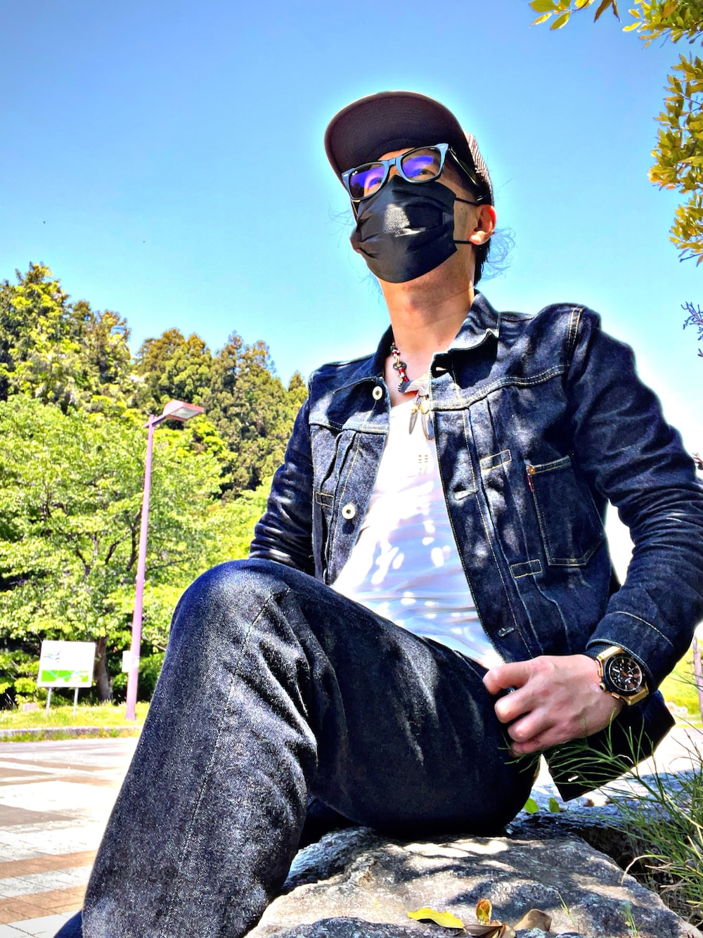「STANDARD CALIFORNIA、tcb40s、tcb jeans、tcbジーンズ、大戦モデル、お洒落さんとつながりたい、アメカジ、ネイティブアメリカンジュエリー、タンクトップ、今日のコーデ、S506XX、s501xx、おしゃれさんと繋がりたい」｜「TCB jeansのアイテム（デニムパンツ、ブルー系）」を使った、怠惰ですけれども®︎さん（メンズ・170cm）の春コーディネートの1枚目の写真