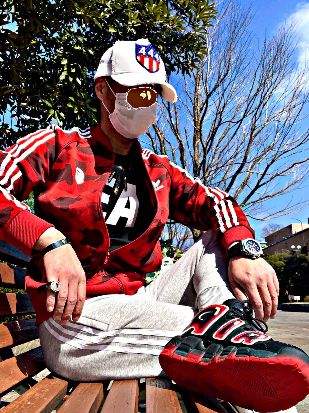 「adidas originals、Bape、A BATHING APE、裏原、ウィンダンシー、WIND AND SEA、WINDANDSEA、モアテン、NIKE、ナイキ、スニーカーコーデ、ストリートコーデ、今日のコーデ、お洒落さんとつながりたい、お洒落さんと繋がりたい」｜「YOSHINORI KOTAKE DESIGNのアイテム（キャップ、ホワイト系）」を使った、怠惰ですけれども®︎さん（メンズ・170cm）の春コーディネートの1枚目の写真