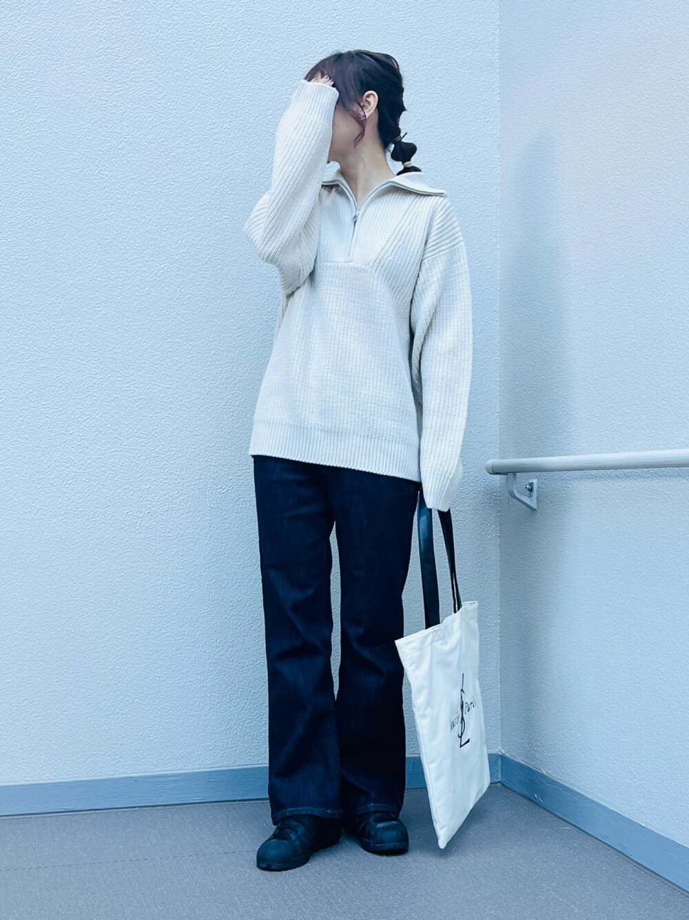 CHANELのイヤリング（ピンク系）を使った人気ファッション