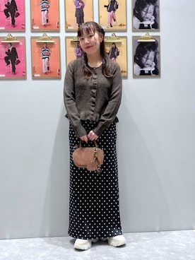 「アイテム（シュシュ）」を使った、RINO🦋🤍さん（レディース・162cm・20代）の秋コーディネート