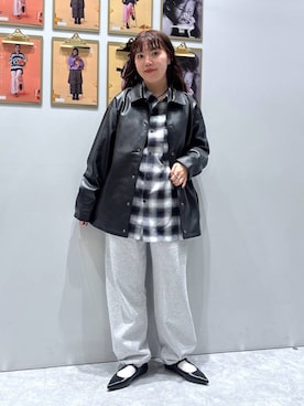 「アイテム（ライダースジャケット）」を使った、RINO🦋🤍さん（レディース・162cm）の秋コーディネート