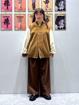 「アイテム（スタジャン）」を使った、RINO🦋🤍さん（レディース・162cm）の秋コーディネート