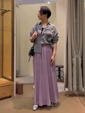 「Jena espace merveilleux(ジェナ エスパスメルヴェイユ)の【動きで魅せる】ランダムプリーツスカート(スカート、パープル系)」を使った、kakkiiijenaさん(レディース・163cm)の春コーディネート