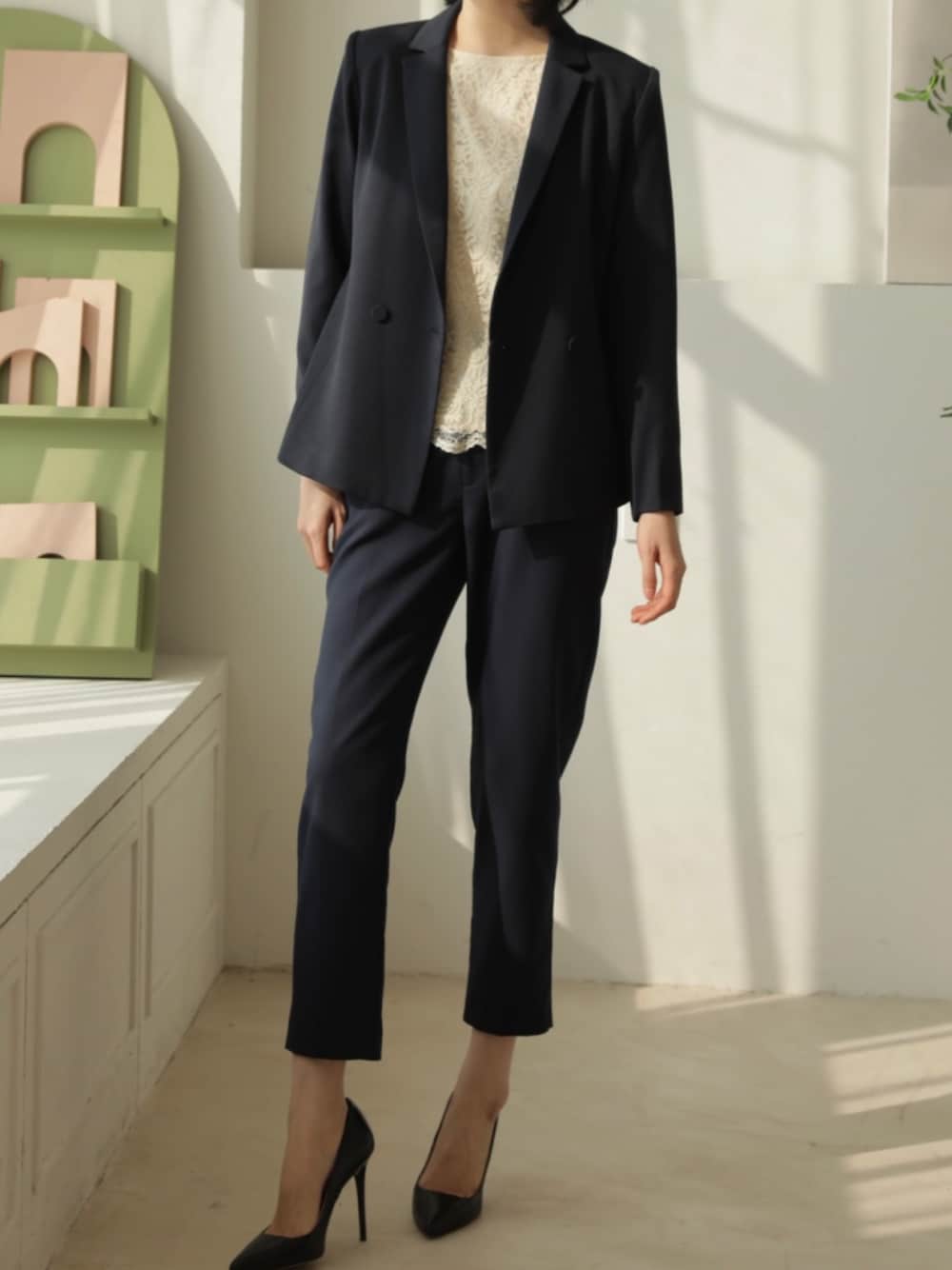 ARMARIAスタッフ(CELEN)｜DRESS LABのスーツセットを使った  