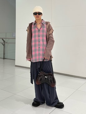 「DIESEL（ディーゼル）のアイテム（ショルダーバッグ）」を使った、Michiyaさん（メンズ・168cm）の秋コーディネート