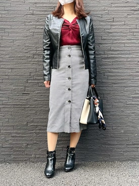 「Vネック」｜「アイテム（ライダースジャケット）」を使った、naaさん（レディース・152cm）の春コーディネート