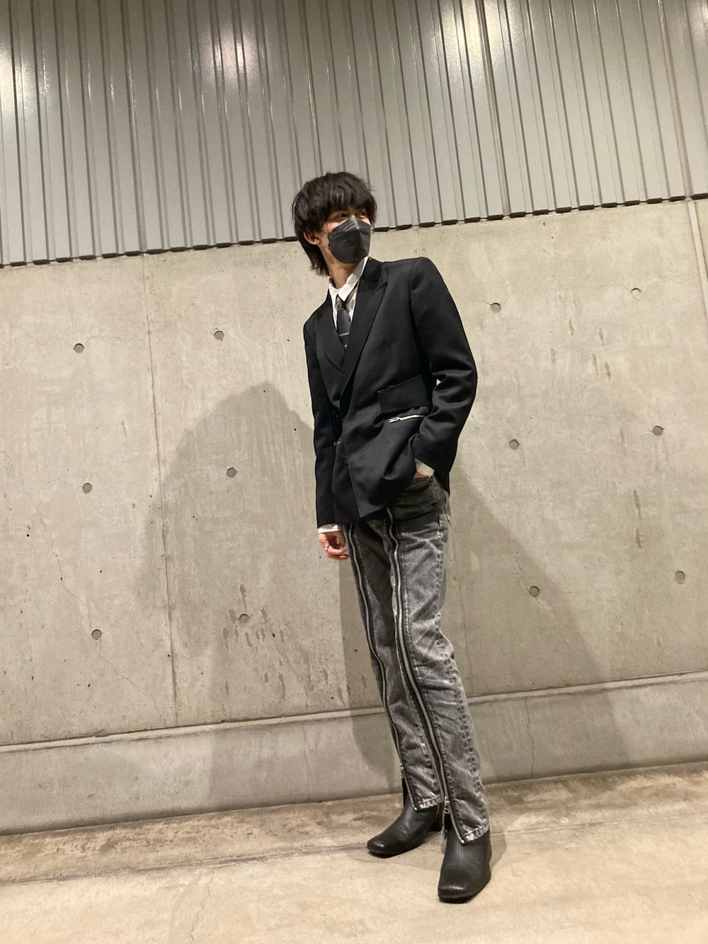 maeee｜JOHN LAWRENCE SULLIVANのテーラードジャケットを使った