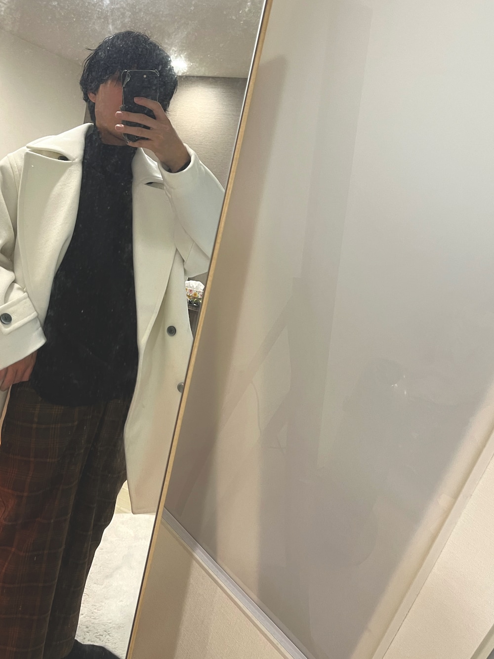 「adrer、ADRER、GU、GUコーデ、シンプルコーデ、春コーデ、冬コーデ、きれいめカジュアル、スラックス、お出かけコーデ、デート、デートコーデ、今日のコーデ、カジュアルコーデ、オトナカジュアル」｜「ADRERの【ADRER】choco check wide pants（その他パンツ、ブラウン系）」を使った、yuuukeyさん（メンズ・164cm）の冬コーディネートの1枚目の写真