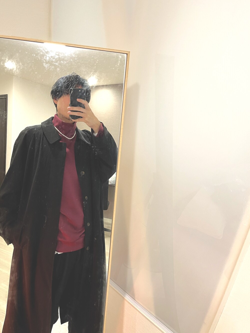 「プチプラ、オトナカジュアル、プチプラコーデ、きれいめカジュアル、adrer、ADRER、remer、LILL、UNIQLO、ユニクロ、冬コーデ、デート、デートコーデ、カジュアルコーデ、カジュアル」｜「UNIQLOのエアリズムUVカットクルーネックT（長袖）（Tシャツ/カットソー、ホワイト系）」を使った、yuuukeyさん（メンズ・164cm）の冬コーディネートの1枚目の写真