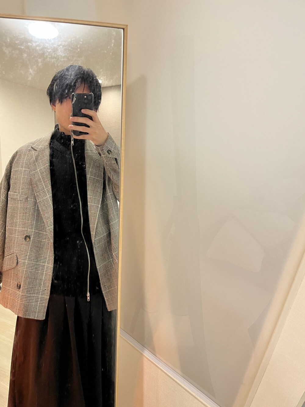「GU、GUコーデ、KUUUPY、remer、UNIQLO、ユニクロ、プチプラ、プチプラコーデ、冬コーデ、今日のコーデ、カジュアルコーデ、きれいめカジュアル、デート、デートコーデ、オトナカジュアル」｜「remerのloose double check tailored jacket/ルーズダブルチェックテーラードジャケット（セットアップ対応）（テーラードジャケット、ブラウン系）」を使った、yuuukeyさん（メンズ・164cm）の冬コーディネートの1枚目の写真