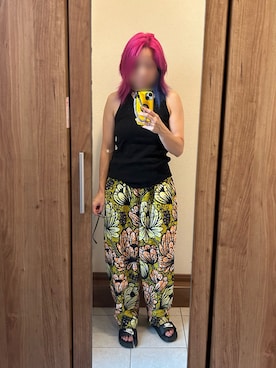 「GU（ジーユー）のアイテム（タンクトップ、ブラック系）」を使った、DODOさん（レディース・159cm）の夏コーディネート