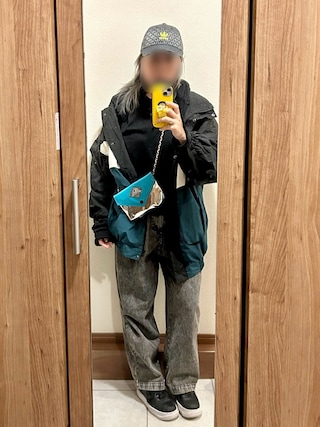 adidas（アディダス）の「トレフォイル モノグラム ジャカード