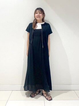 「INDIVI（インディヴィ）の【洗える】ブルゾン風ジップニットベスト（ニット/セーター、ブラック系）」を使った、YUUKIさん（レディース・157cm）の夏コーディネート