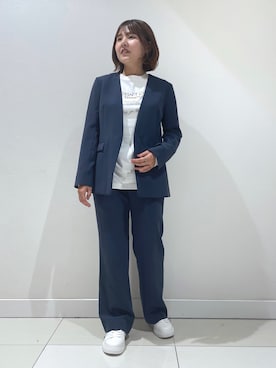 「アイテム（スーツジャケット、グレー系）」を使った、YUUKIさん（レディース・157cm）の秋コーディネート