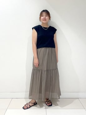 「INDIVI（インディヴィ）の【2点セット／着回し◎】ノースリーブ＆ティアードスカート カセット服（ワンピース、グリーン系）」を使った、YUUKIさん（レディース・157cm）の夏コーディネート
