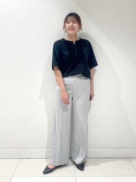 「INDIVI（インディヴィ）の【洗える】胸元タックフリルブラウス（シャツ/ブラウス、ブラック系）」を使った、YUUKIさん（レディース・157cm）の夏コーディネート