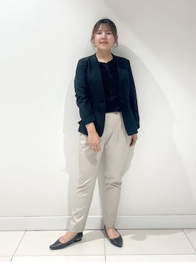 「INDIVI（インディヴィ）の【定番スーツ／UVケア／洗える】ウール調ノーカラージャケット（スーツジャケット、ブラック系）」を使った、YUUKIさん（レディース・157cm）の夏コーディネート