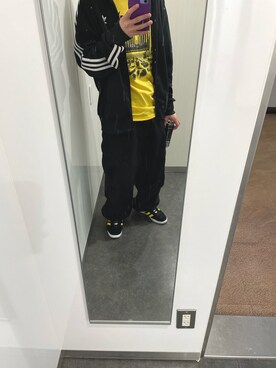 「adidas originals」｜「アイテム（その他アウター）」を使った、takucさん（メンズ・165cm）の春コーディネート