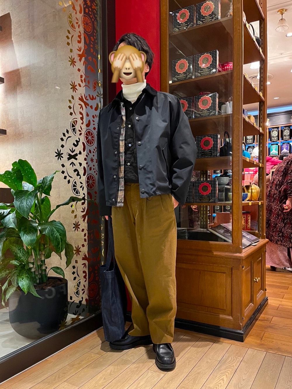 「大人カジュアル、シンプルコーデ、秋コーデ、低身長、barbour、ユーゲン、nestRobe CONFECT、冬コーデ」｜「Barbourのアイテム（ミリタリージャケット、ブラック系）」を使った、kazukingさん（メンズ・163cm）の冬コーディネートの1枚目の写真
