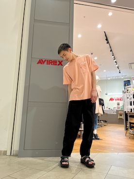 「AVIREX（アヴィレックス）のアイテム（サンダル）」を使った、RENさん（メンズ・181cm）の春コーディネート