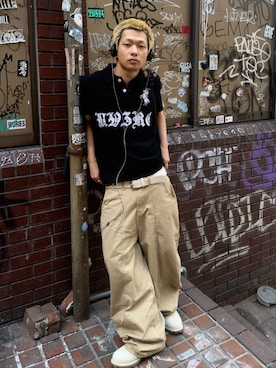 「trendvisionのアイテム（チノパンツ、ベージュ系）」を使った、らいどさん（メンズ・165cm）の春コーディネート