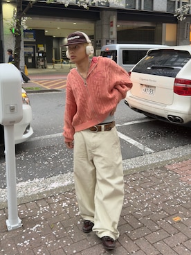 「scuffersのアイテム（パーカー、ピンク系）」を使った、らいさん（メンズ・165cm）の春コーディネート