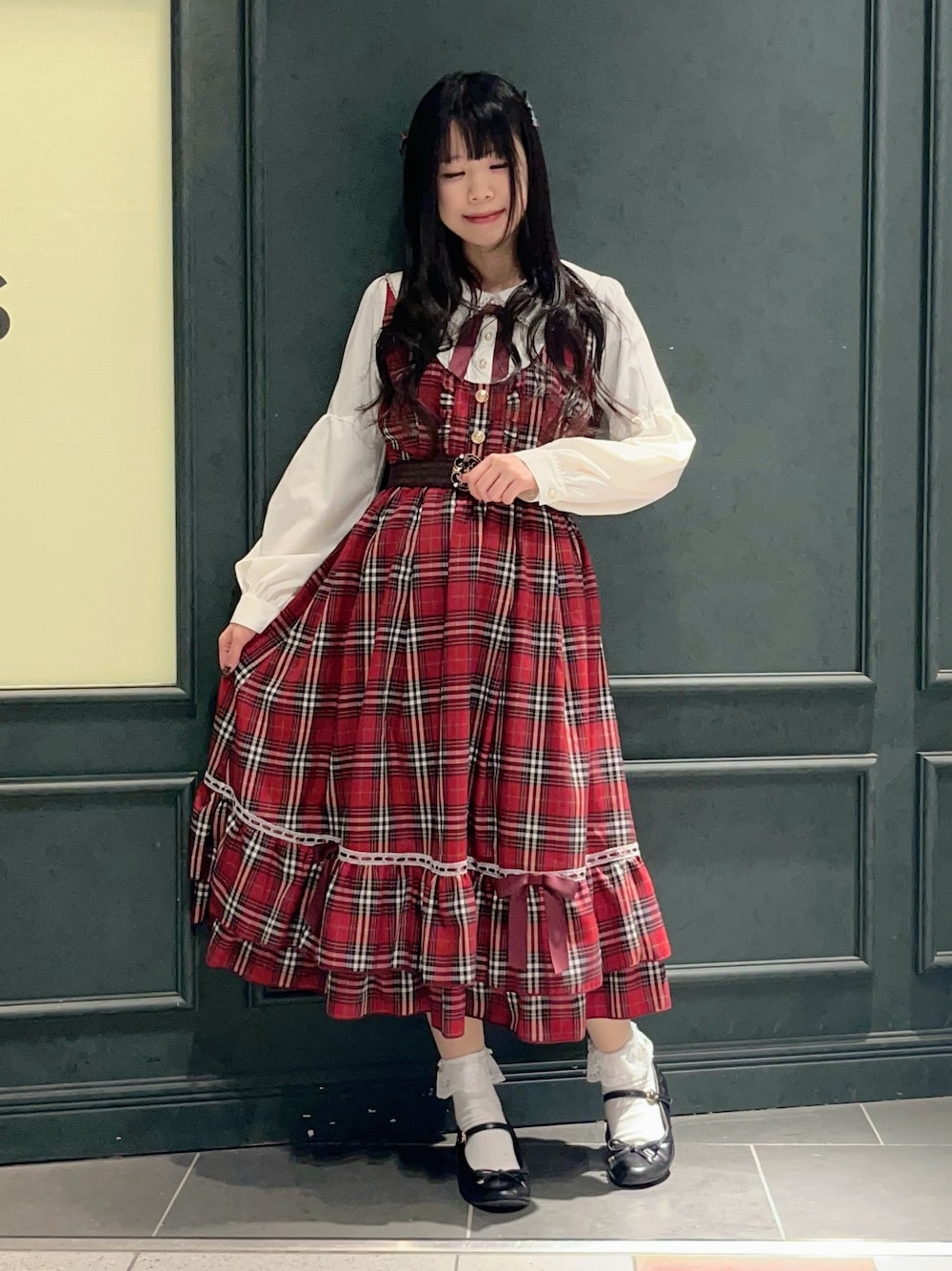 「axes femme POETIQUE、axes femme、ワンピース、赤チェック、クリスマスに着たい服、今日のコーデ、おでかけコーデ」｜「axes femme POETIQUEのチェックフリルレディワンピース（ワンピース、レッド系）」を使った、ぁゅゅさん（レディース・154cm）の冬コーディネートの1枚目の写真