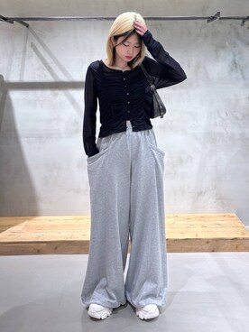 「PAGEBOY（ページボーイ）のプラットチャンキースニーカー（スニーカー、ホワイト系）」を使った、Miyunさん（レディース・156cm）の春コーディネート