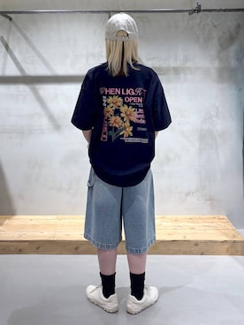 「PBLIM（ページボーイリム）の《UNISEX》ワイドハーフパンツ　レオパード/リアルツリー（デニムパンツ、ブルー系）」を使った、Miyunさん（レディース・156cm）の春コーディネート