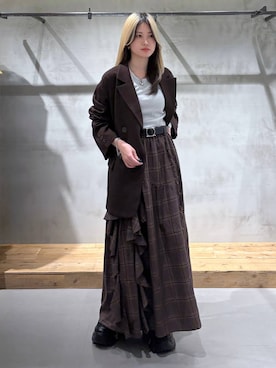 「PAGEBOY（ページボーイ）のラインフリンジティアードスカート/フリルスカート【ウエストゴム・ストレスフリー】（スカート）」を使った、Miyunさん（レディース・157cm）の秋コーディネート
